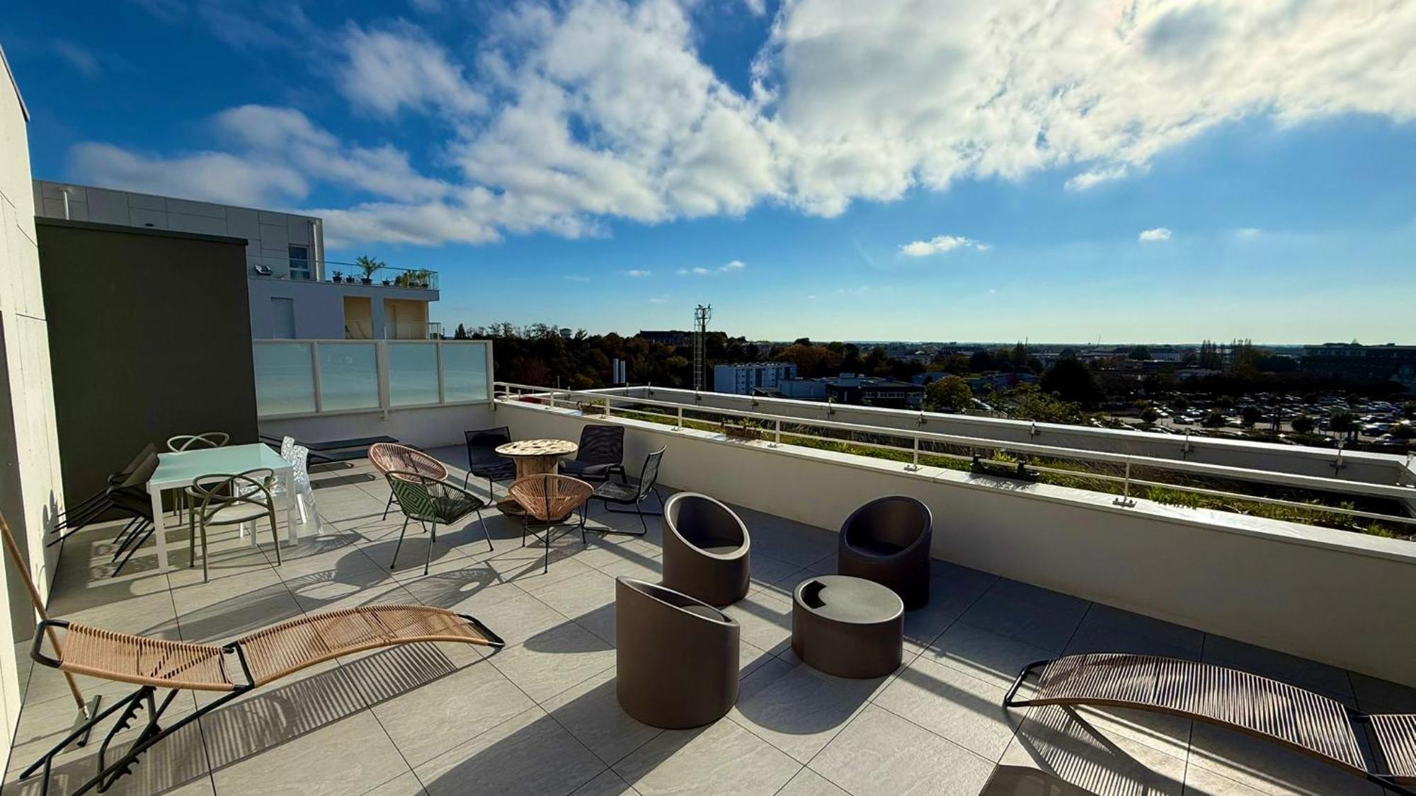 Gare Roof Standing Traversant 4 Appartement